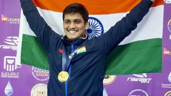 Indian Shooter Rudrankksh Patil Wins Gold at Asian Shooting Championship.