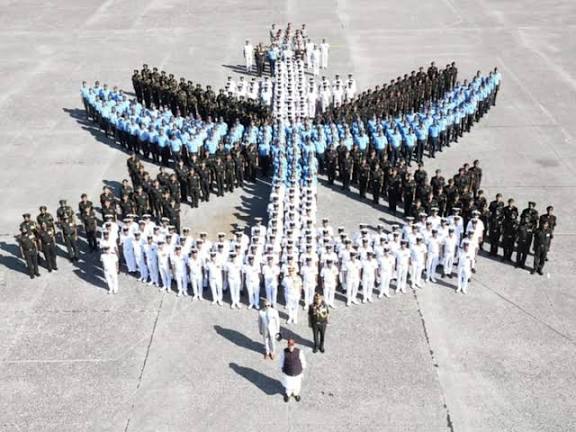 पश्चिमी मोर्चे पर त्रि-सेवा 'अभ्यास त्रिशूल' शुरू हुआ