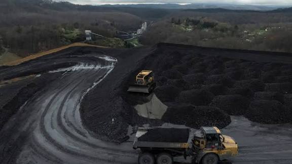 CIL and DVC Form Rs 21,000 Crore JV for 1,600 MW Power Project in Jharkhand.