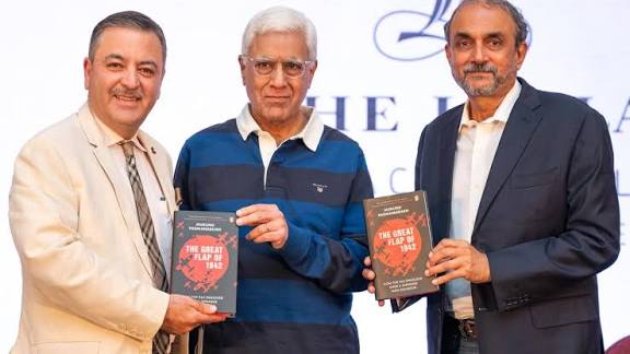Book "The Great Flap of 1942" by Mukund Padmanabhan Released.