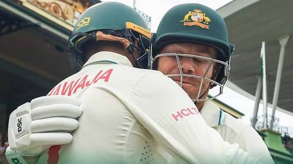 David Warner Receives Guard of Honour in Final Test at SCG.