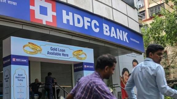 RBI Approves LIC to Acquire Up to 9.99% Stake in HDFC Bank.