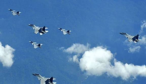 Indian Air Force Conducts "Exercise Vayu Shakti-2026" in Pokhran.