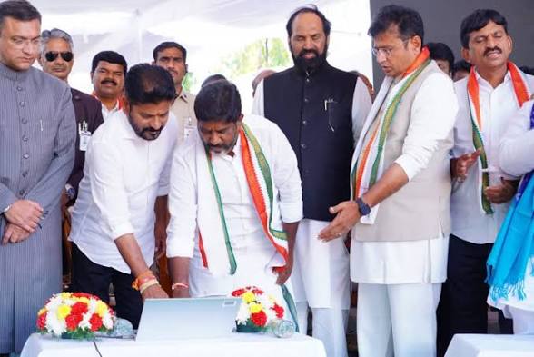 Telangana Launches Maha Lakshmi Digital Literacy Drive.