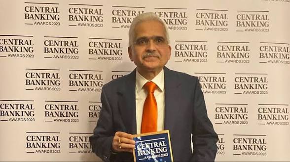 Book The Banking Revolution by Shaktikanta Das Released.