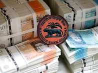 India Foreign Exchange Reserves Cross Historic USD 660 Billion Milestone.