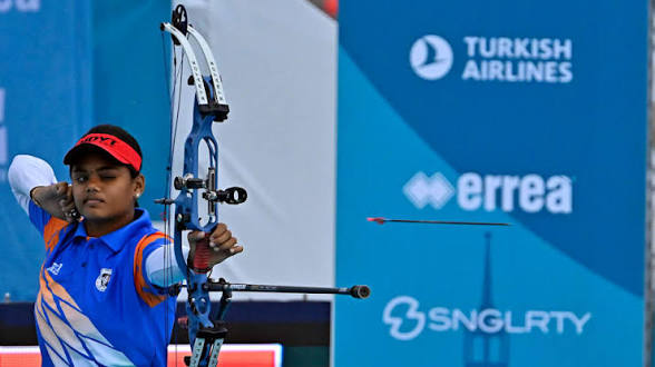 Jyothi Surekha Vennam Wins Gold at Archery World Cup.