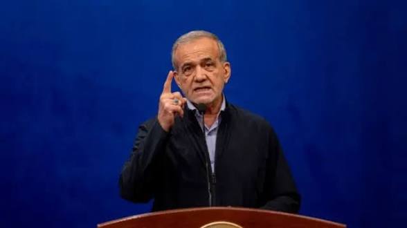 Geopolitical Tensions Escalate as Iran Retaliates with Ballistic Missiles at <span style="background-color:#fff9c4;font-weight:bold;">Jordan Military Base</span>.