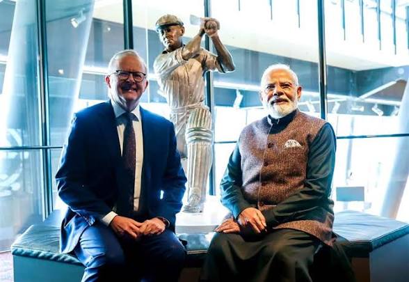 Prime Minister Narendra Modi Arrives in <span style="background-color:#fff9c4;font-weight:bold;">New Zealand</span> Concluding His Successful Australian Tour.
