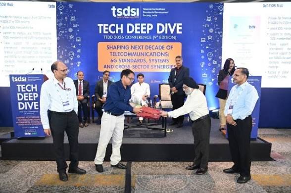 <b>DoT</b> signs MoU with <b>TSDSI</b> to strengthen telecom standards ecosystem.