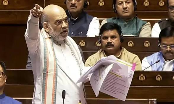 Government plans Bill to criminalise insult to <b>Vande Mataram</b>.