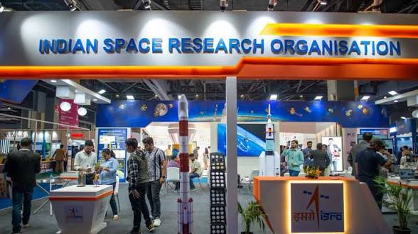 <b>ISRO</b> opens applications for recruitment to <b>242 posts</b> across scientific and technical categories.