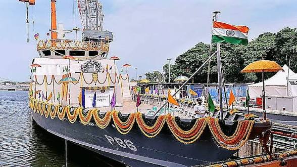 <b>Indian Navy launches seventh Mahe-class ASW shallow-water craft Machilipatnam.</b>
