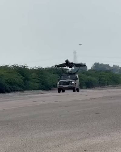 <b>Kawa UAV completes maiden flight of indigenous jet-powered Divyastra Mk3.</b>
