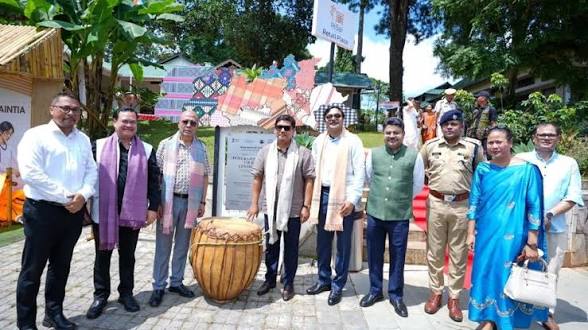 <b>Centre of Excellence for Eri Weaving inaugurated in Meghalaya.</b>