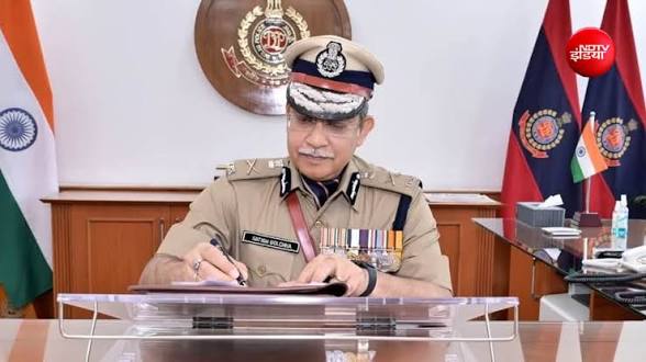 <b>Satish Golcha appointed Director General of Home Guards, Delhi.</b>