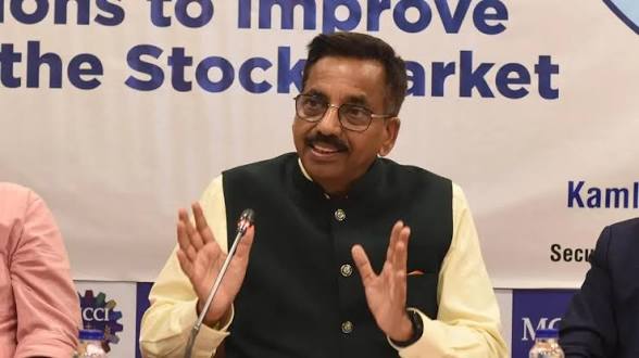 <b>Kamlesh Chandra Varshney reappointed SEBI Whole-Time Member.</b>