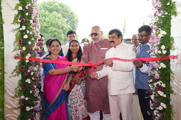 <b>Central Silk Board celebrates 77th Foundation Day.</b>