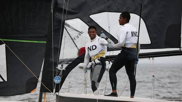 <b>Manu Francis and Prince Noble win Asian Games sailing silver.</b>