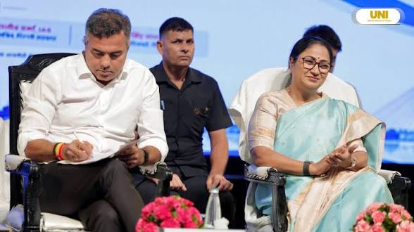 <b>Delhi launches cashless medical facility for 50,000 DJB pensioners.</b>
